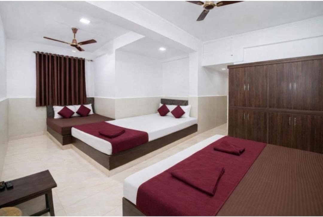 six bed non ac